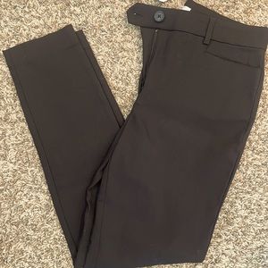 Loft size 6 Sutton skinny ankle pants